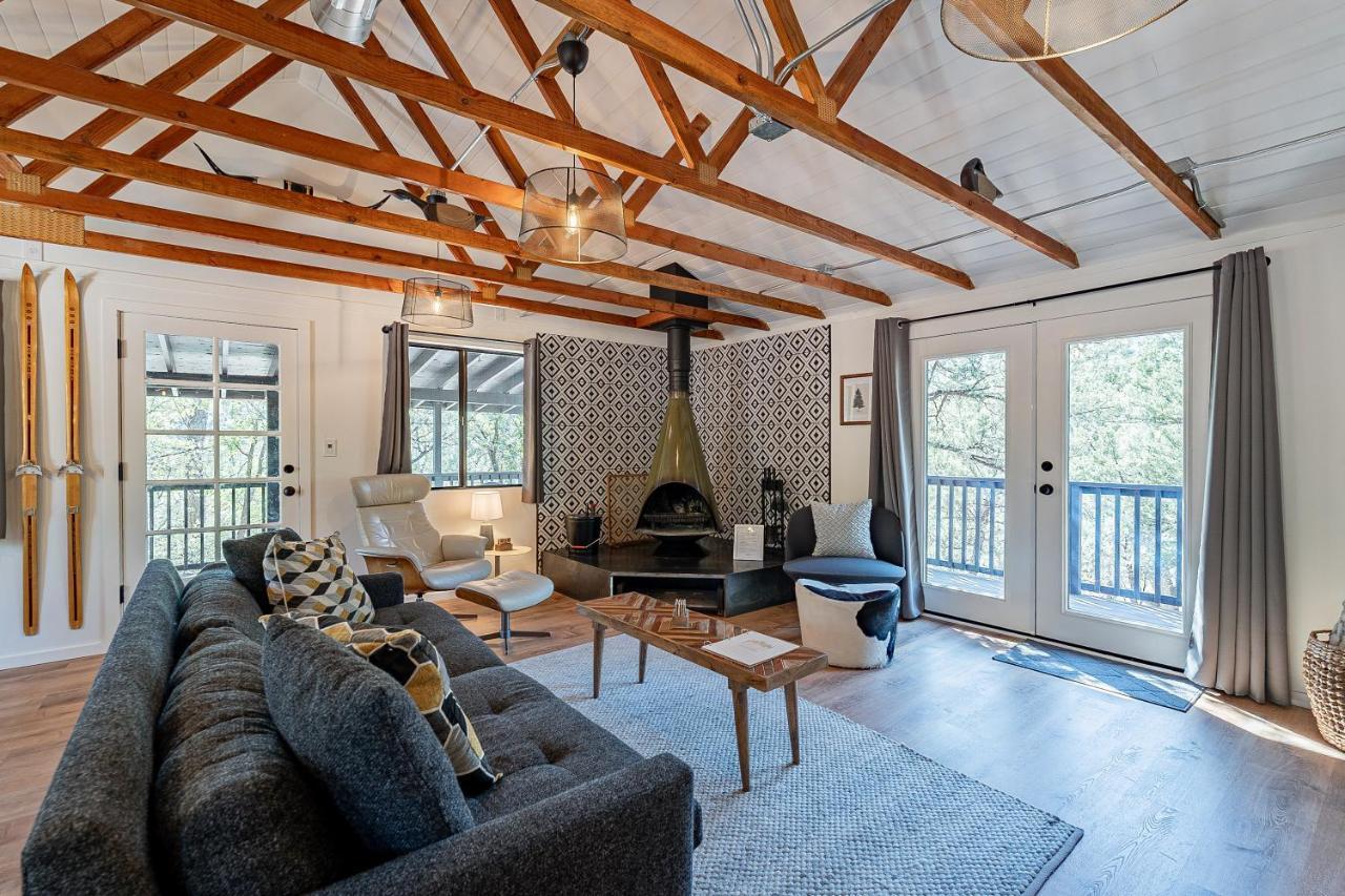 The Pine House - Cozy Mid-Century Modern, Pet-Friendly Villa Ngoại thất bức ảnh