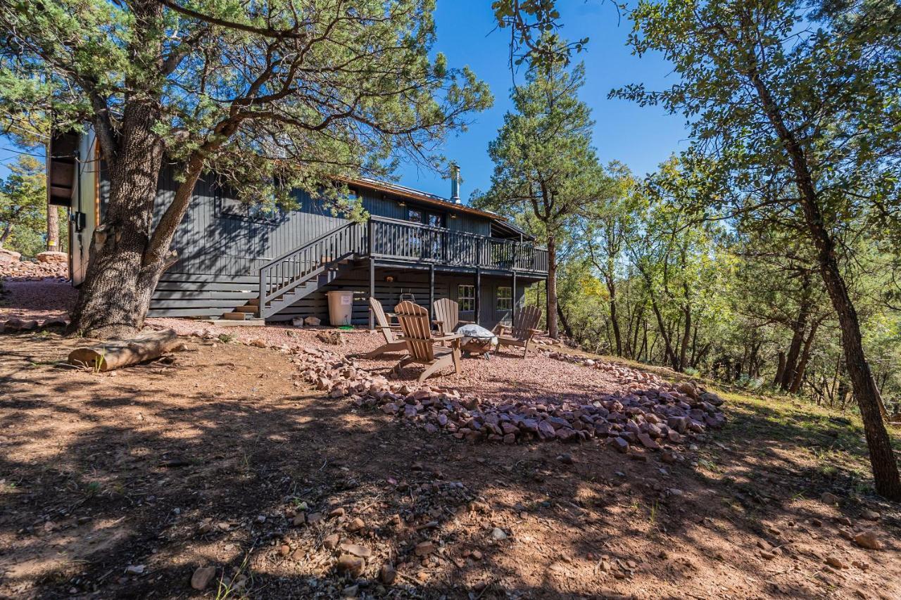 The Pine House - Cozy Mid-Century Modern, Pet-Friendly Villa Ngoại thất bức ảnh